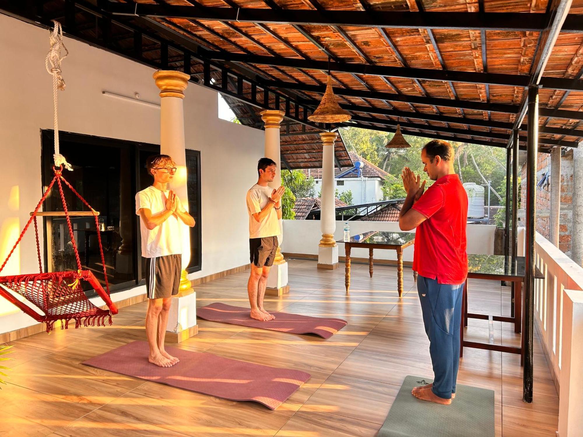 Marari Beach Cleetus Homestay マラリクラム エクステリア 写真