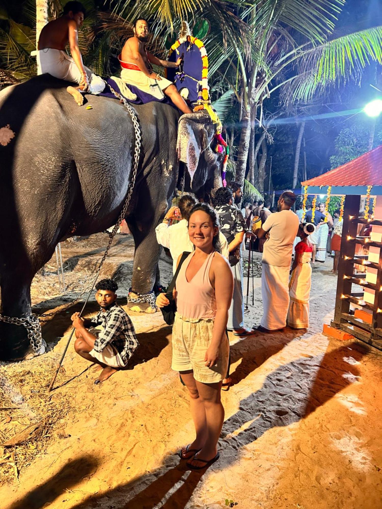 Marari Beach Cleetus Homestay マラリクラム エクステリア 写真